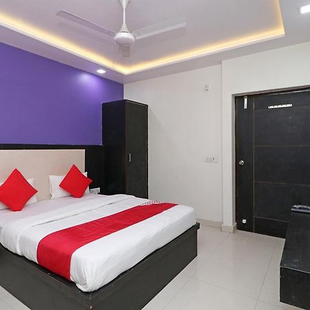 Oyo Hotel The Orient Tree Agra  Dış mekan fotoğraf