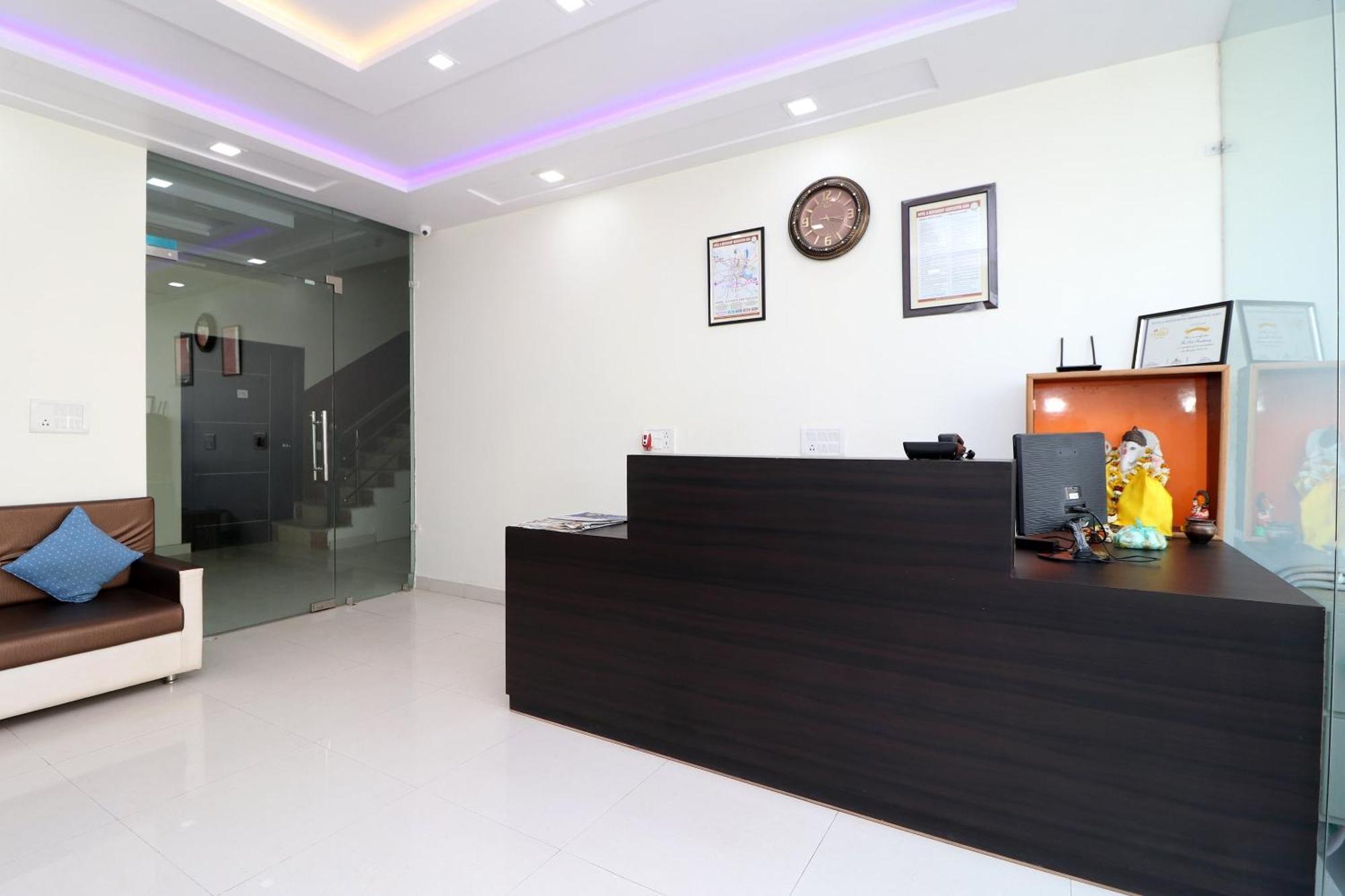 Oyo Hotel The Orient Tree Agra  Dış mekan fotoğraf
